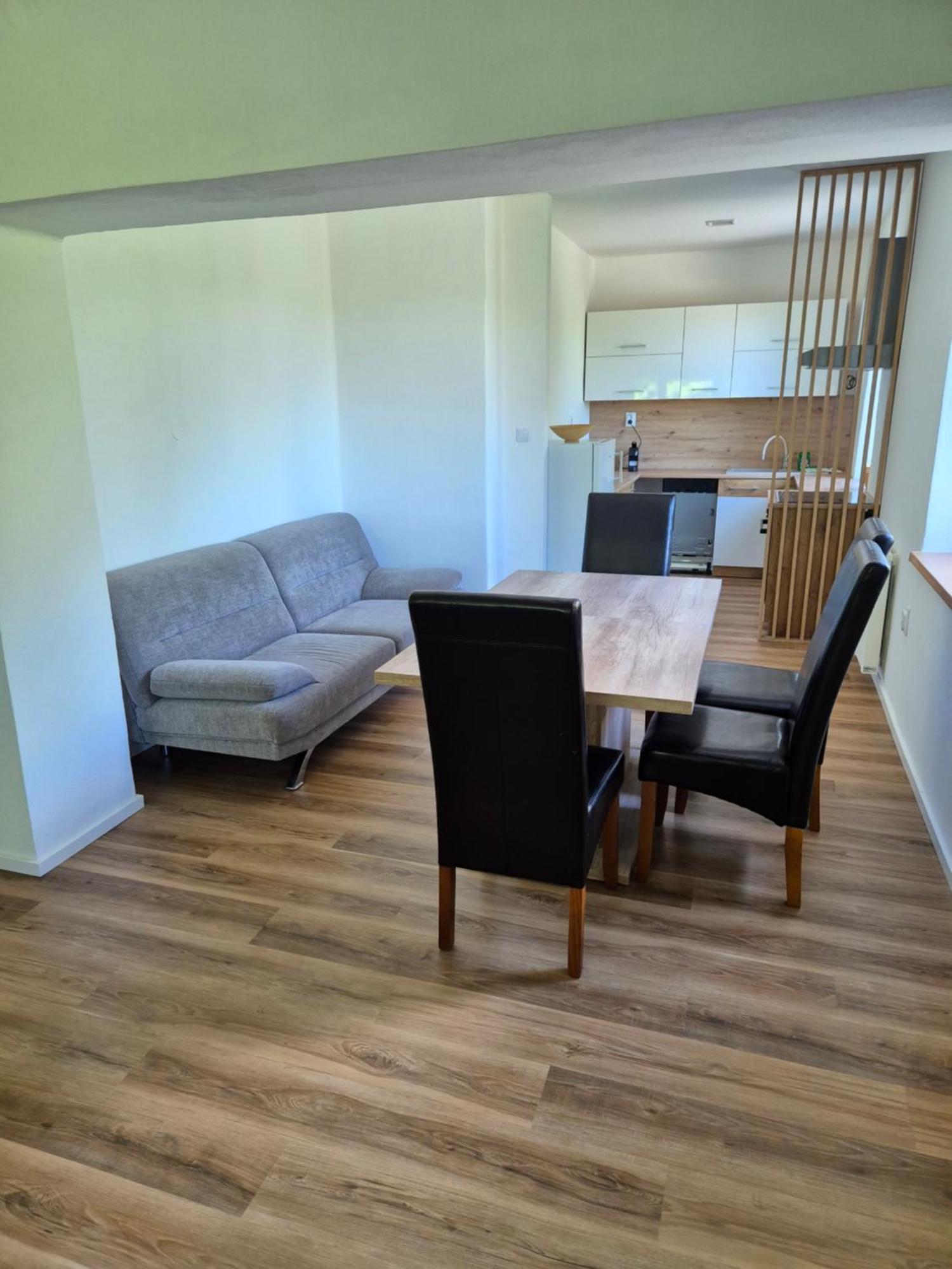 Les 6 Apartment Zlin Phòng bức ảnh